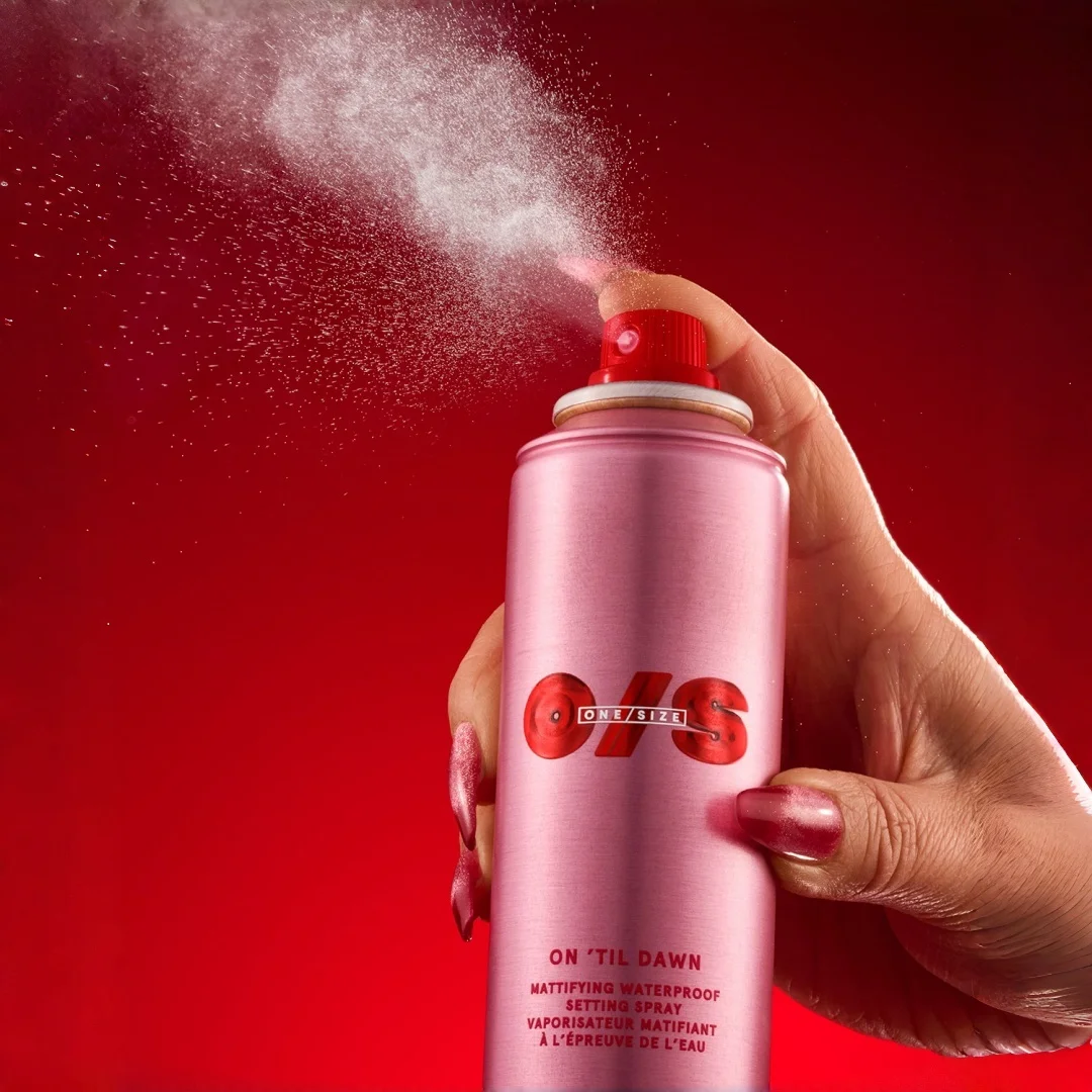 One Size On 'Til Dawn Mattifying Waterproof Setting Spray 3.4 oz / 143 mL 3