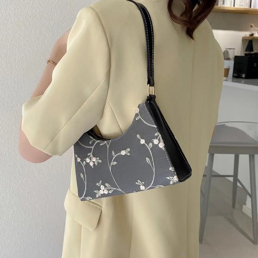 All-match Elegant Flower PU Leather For Girls Embroidery Korean Handbag Shoulder Bags Women Underarm Bag Mini Messenger Bags 2