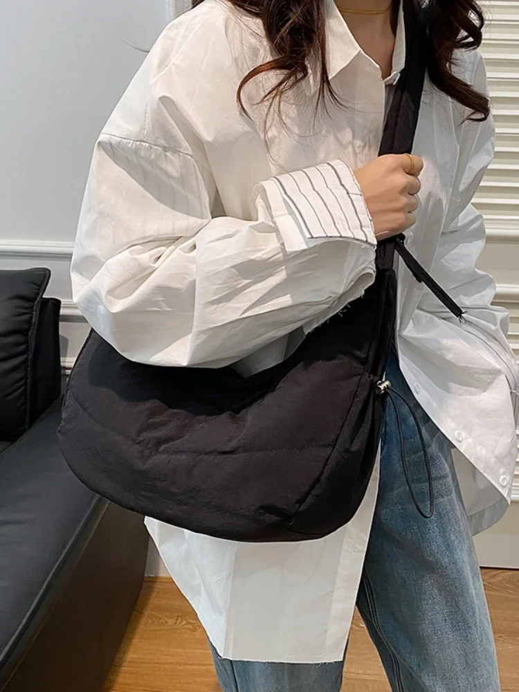 Women's crescent bag pleated dumpling rope casual large capacity women's bag fashion one shoulder armpit cloud bag 6