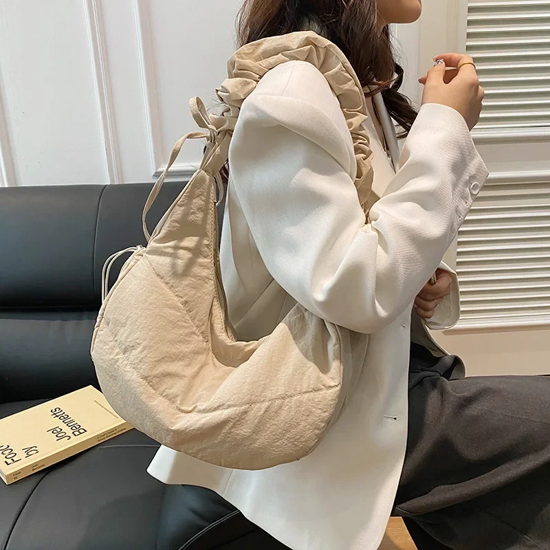 Women's crescent bag pleated dumpling rope casual large capacity women's bag fashion one shoulder armpit cloud bag 5