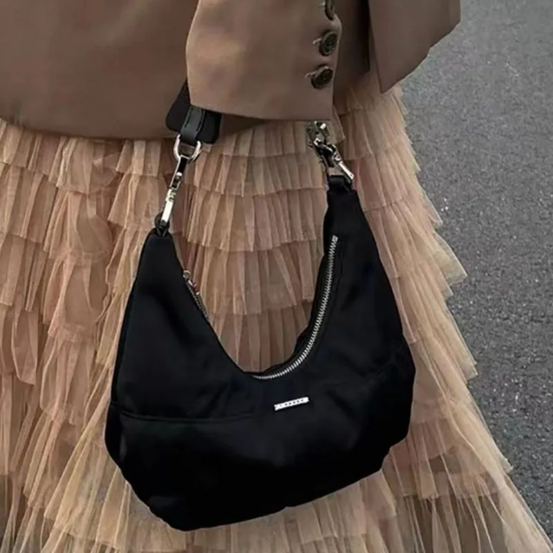 Women Retro Underarm Bag Armpit Small Shoulder Bag Soft Hobos Y2k Female Black Purse Fashion Girls Crescent Handbag 2025 New 3