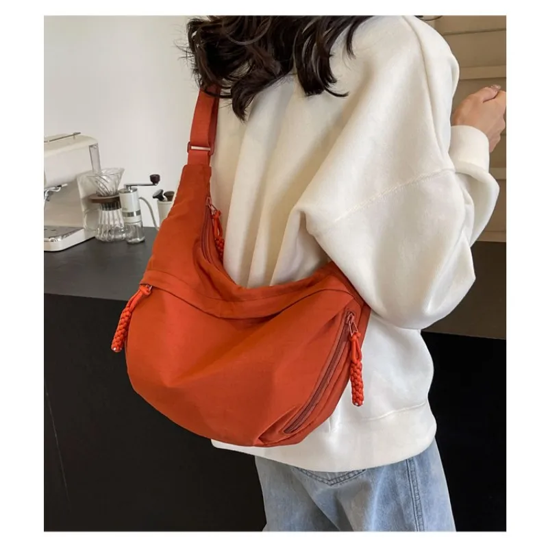 Crescent Bag For Women Men Nylon Crossbody Bags Multi-Pocket Shoulder Crossbody Bag Lightweight Nylon Dumpling Bag Trend Satchel 2