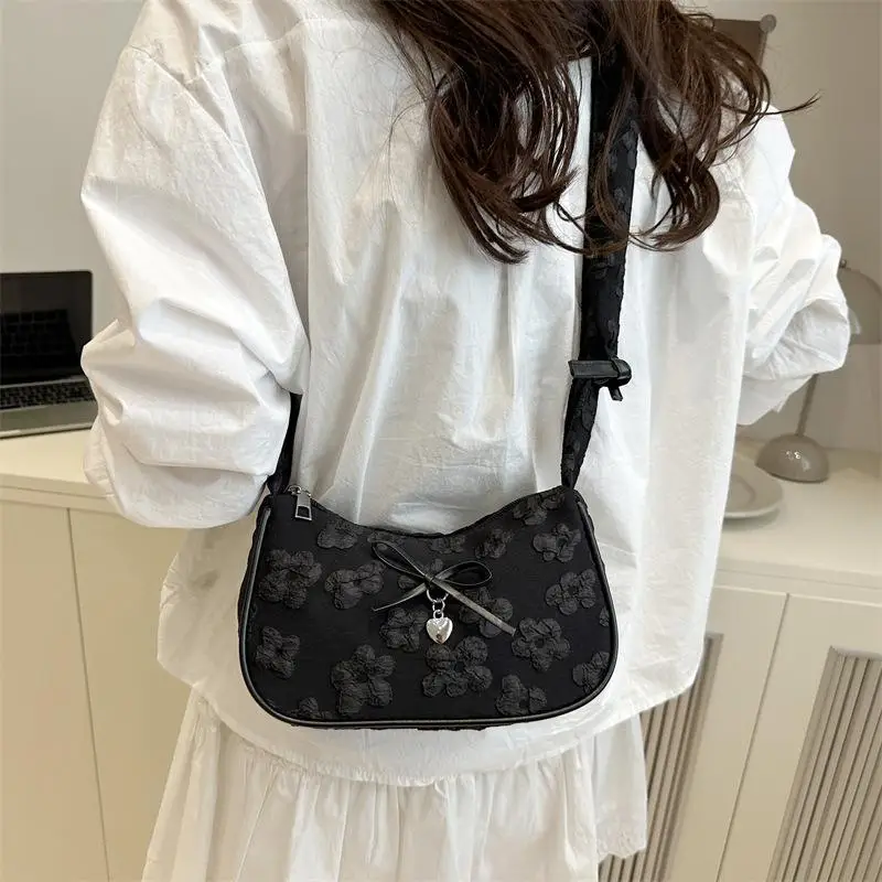 Bow Floral Print Pleated Crescent Bag Women Sweet Shoulder Crossbody Bag Fashion Commuter Handbag 4