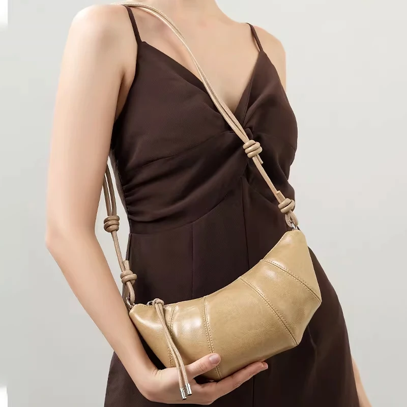 2026 new women's Mini cowhide leather Crossbody handbag luxury designer Lady commuting Shoulder Bag Oil Wax Leather Cowhorn bag 2