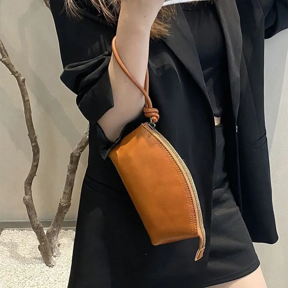 Large Capacity Vegetable Tanned Leather Handbag Light Luxury Lightweight Shell Clutch Bag Simple Design Wrist Coin Purse 3