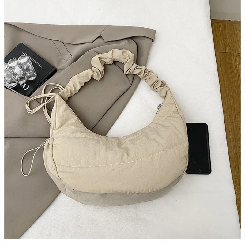 Women's crescent bag pleated dumpling rope casual large capacity women's bag fashion one shoulder armpit cloud bag 4