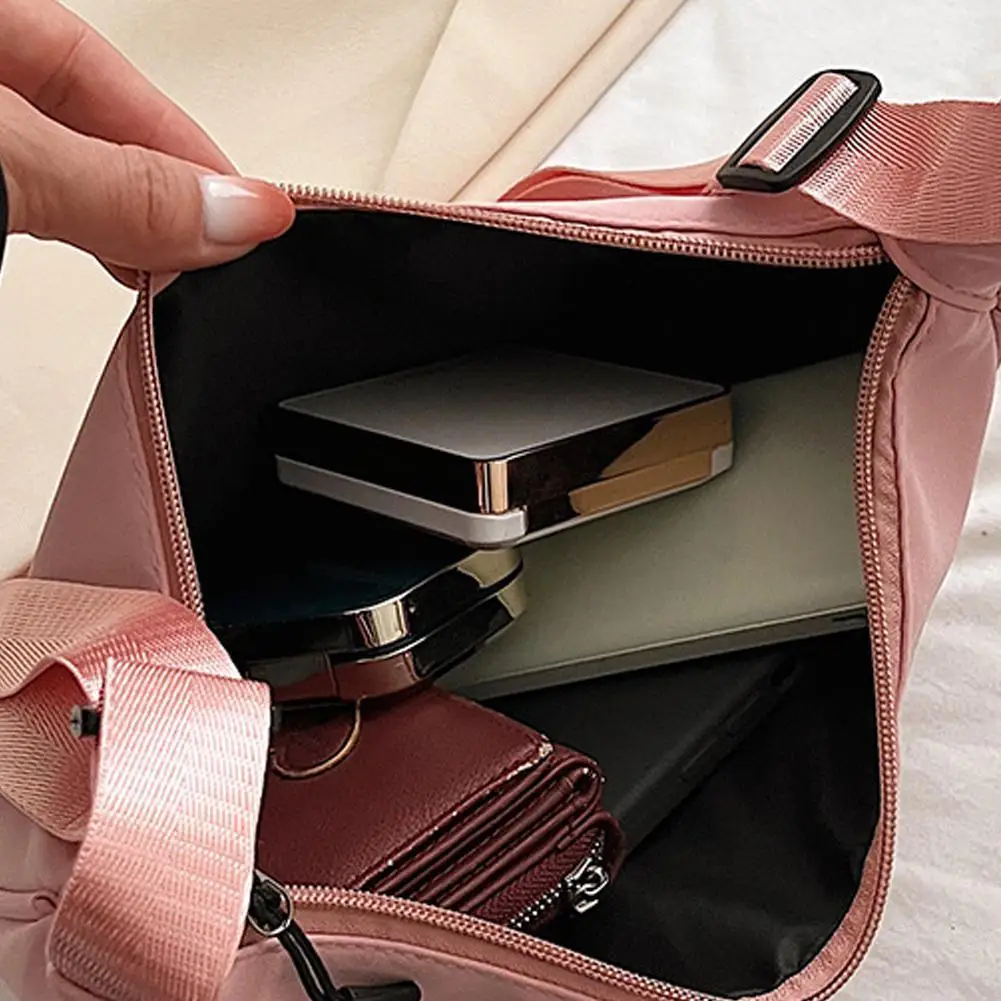 Nylon Crescent Crossbody Bag for Women Shoulder Bag Purses Trendy Dumpling Bags Small Travel Sling Bag Hobo Adjustable Strap 5